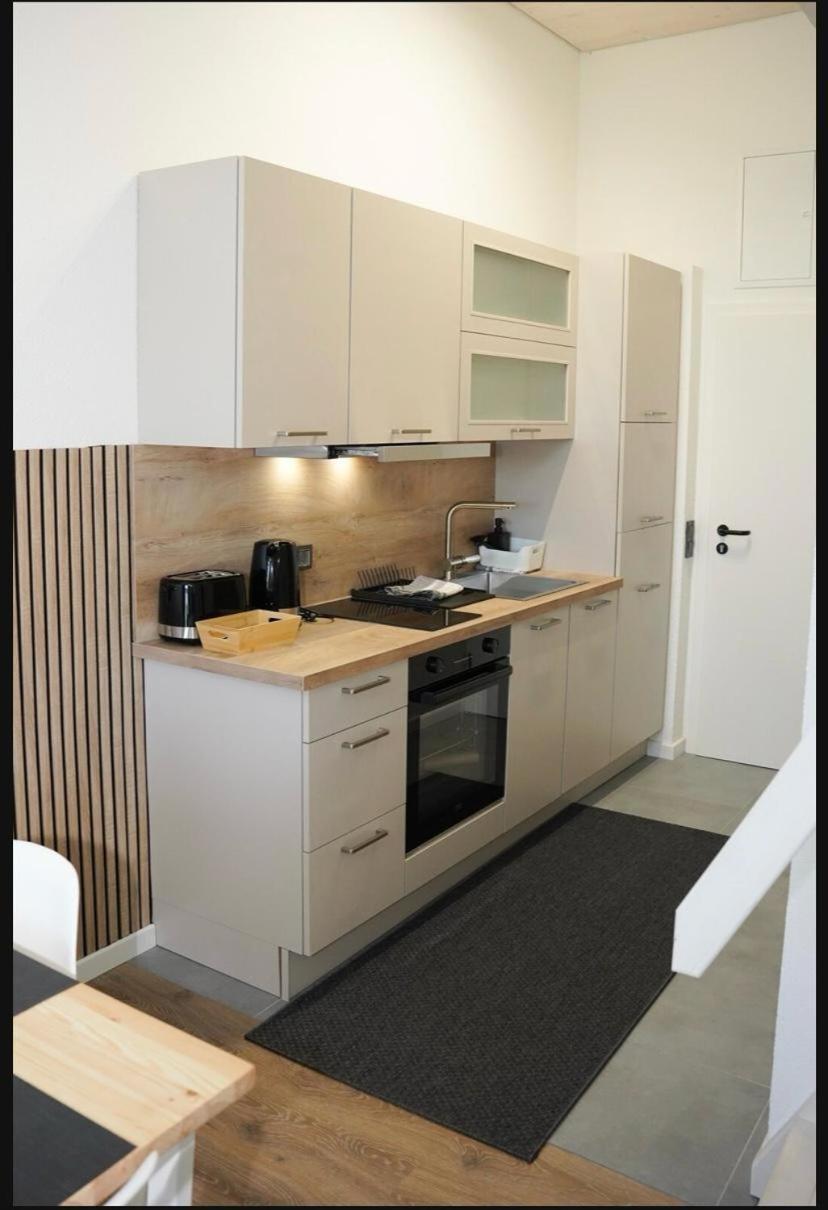Sweet Apartment *