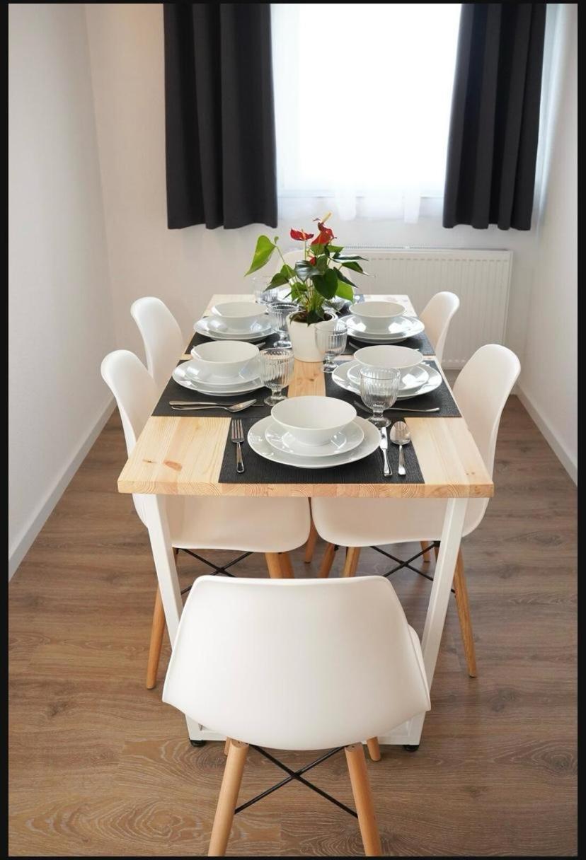 Apartment Sweet *